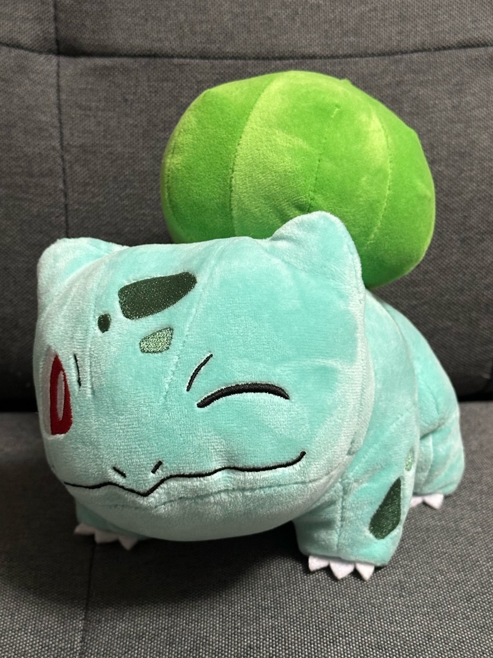 Pokémon Winking Bulbasaur Plush